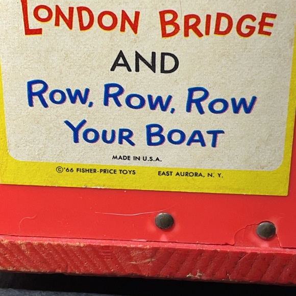 Vintage 1966 Fisher Price Music Box TV! 2 Songs and Rolling Screen! - Picture 6 of 13